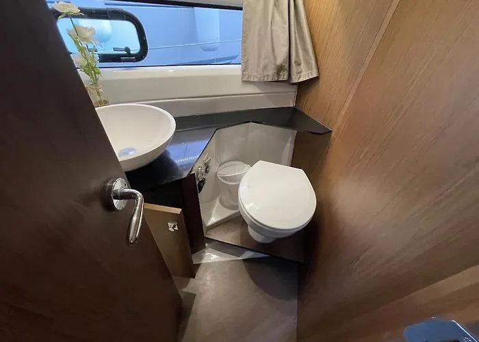 Bella Storia Ii Botel *