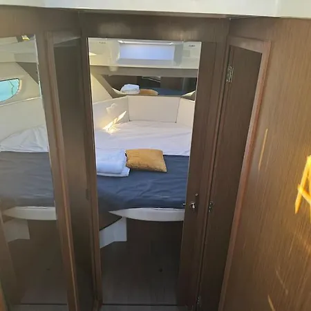 Bella Storia Ii Bateau-hôtel Menton